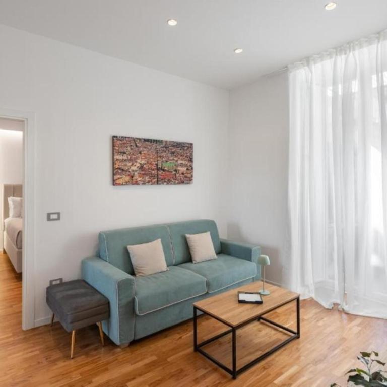Luxury Stay in the Historic Center - Appartamento Deluxe con 2 Camere da Letto e Balcone - 6