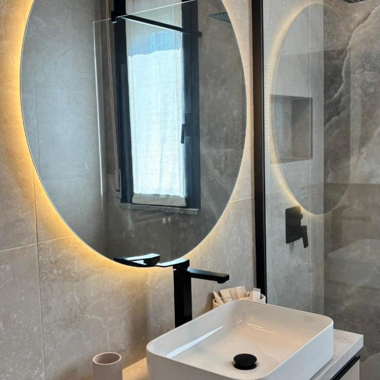 Casa vacanze Rimini parcheggio privato - Appartamento con 2 Camere da Letto - 9