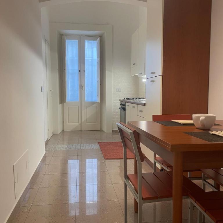 Annamaria HOME - centro Taranto - One-Bedroom Apartment - 16