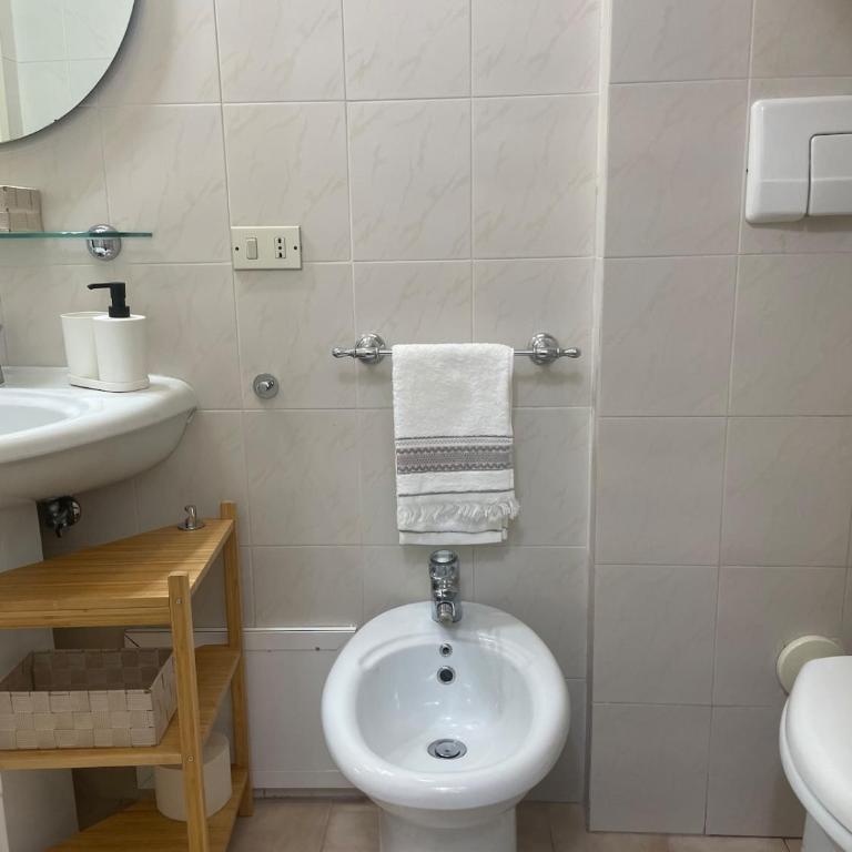 Annamaria HOME - centro Taranto - One-Bedroom Apartment - 24