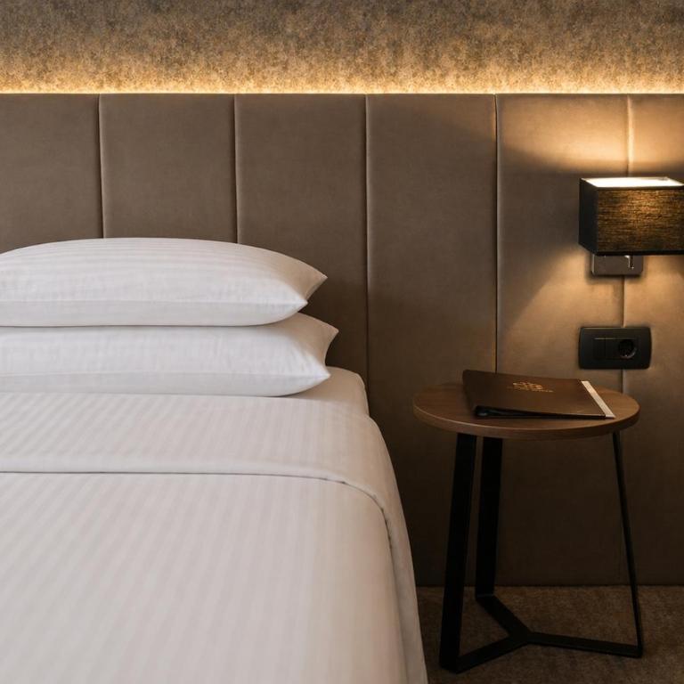 Hotel Bosna Banja Luka - Superior Dvokrevetna Soba sa Bračnim Krevetom - 1