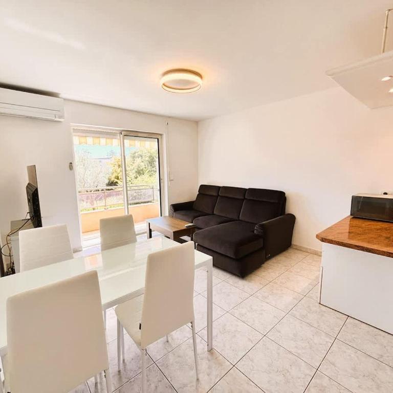 Appartement 2 chambres proche plages - Apartment - 4