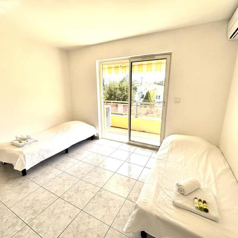 Appartement 2 chambres proche plages - Apartment - 8