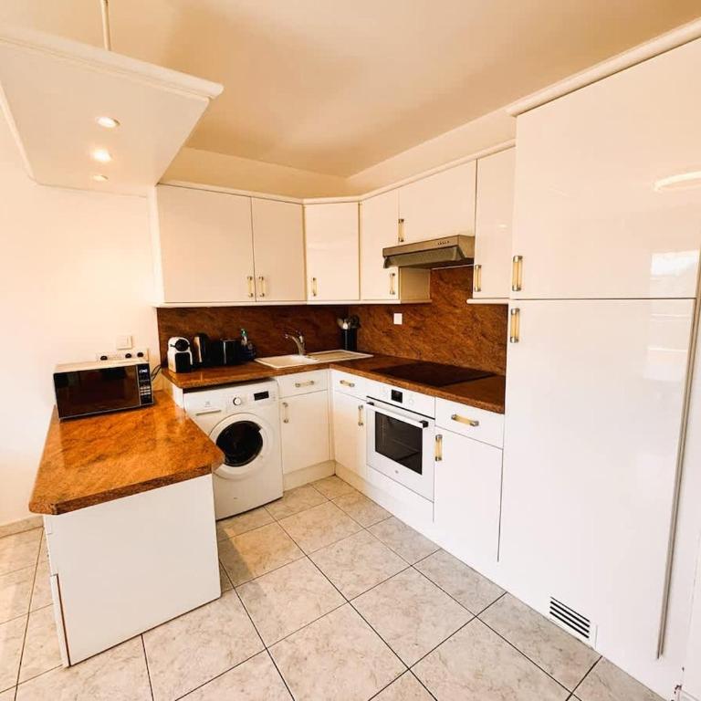 Appartement 2 chambres proche plages - Apartment - 11