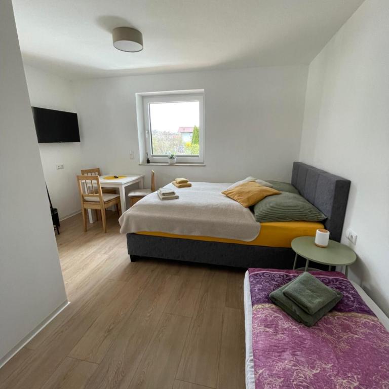 Haus Friedau - Doppelzimmer mit Dusche - 5