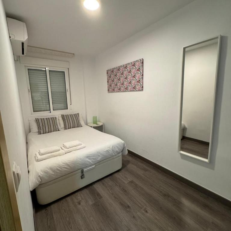 Sostoa Rooms - Habitación Doble con baño compartido - 5