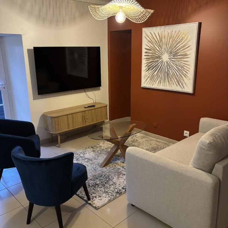 Charmante maison rénovée proche centre ville 4pers - Maison 2 Chambres - 44