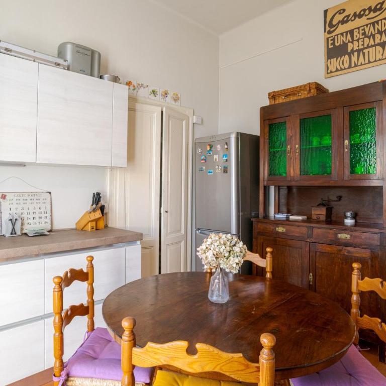 GuestHost - Historic Villa with Garden & Lakeview - Appartamento - 11