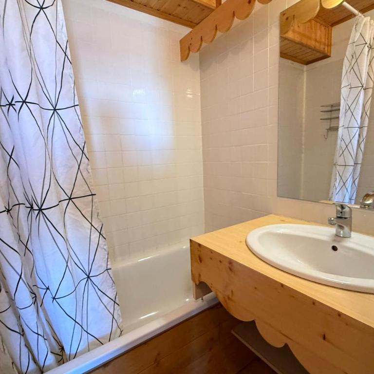Risoul T4 8 pers Pied des pistes Piscine & Sauna - Appartement - 7