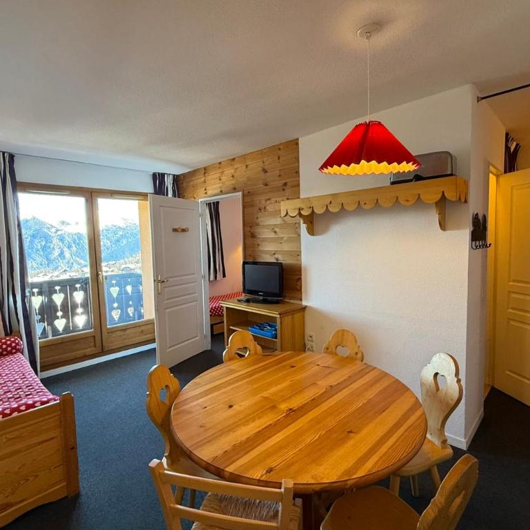 Risoul T4 8 pers Pied des pistes Piscine & Sauna - Appartement - 10