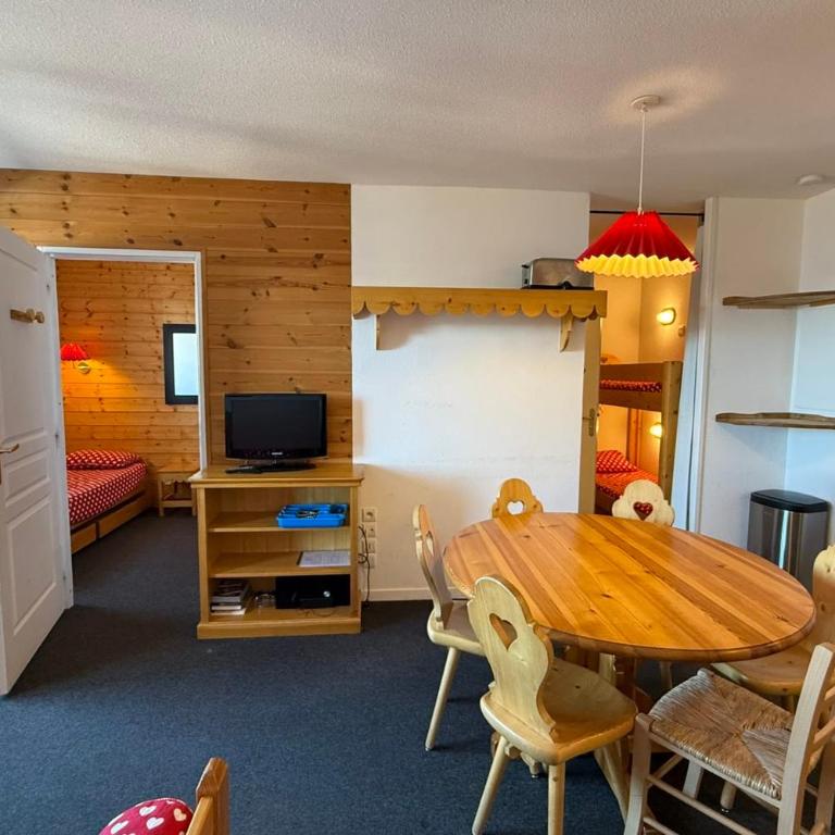 Risoul T4 8 pers Pied des pistes Piscine & Sauna - Appartement - 11