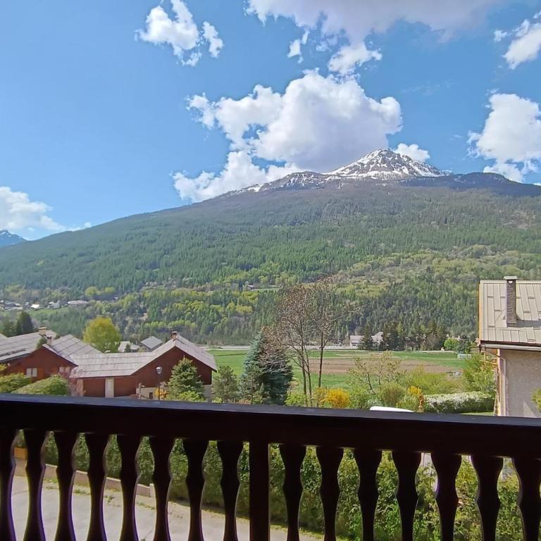 Grand Chalet de 150 m avec vue sur les pistes - Chalet - 23