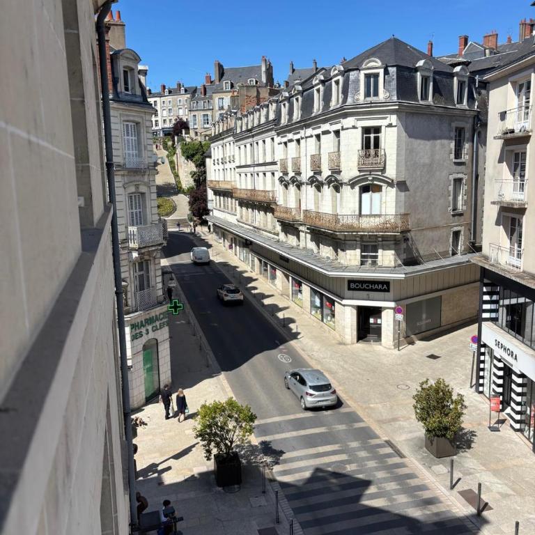 Appart style château en plein centre - Appartement 1 Chambre - 8