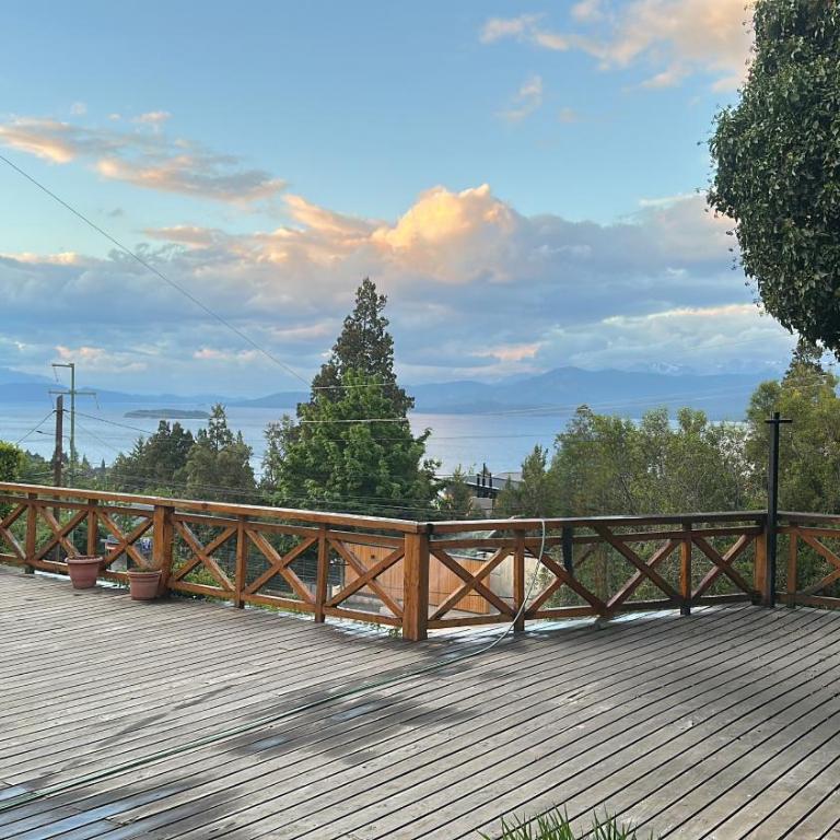 Vista al lago y relax desde la cama hasta el deck - Apartamento de 1 dormitorio - 8