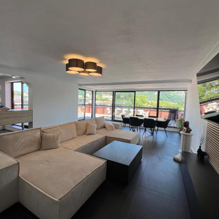 Sanctuary Penthouse 15 pers Mountain Panorama - Apartment - 1