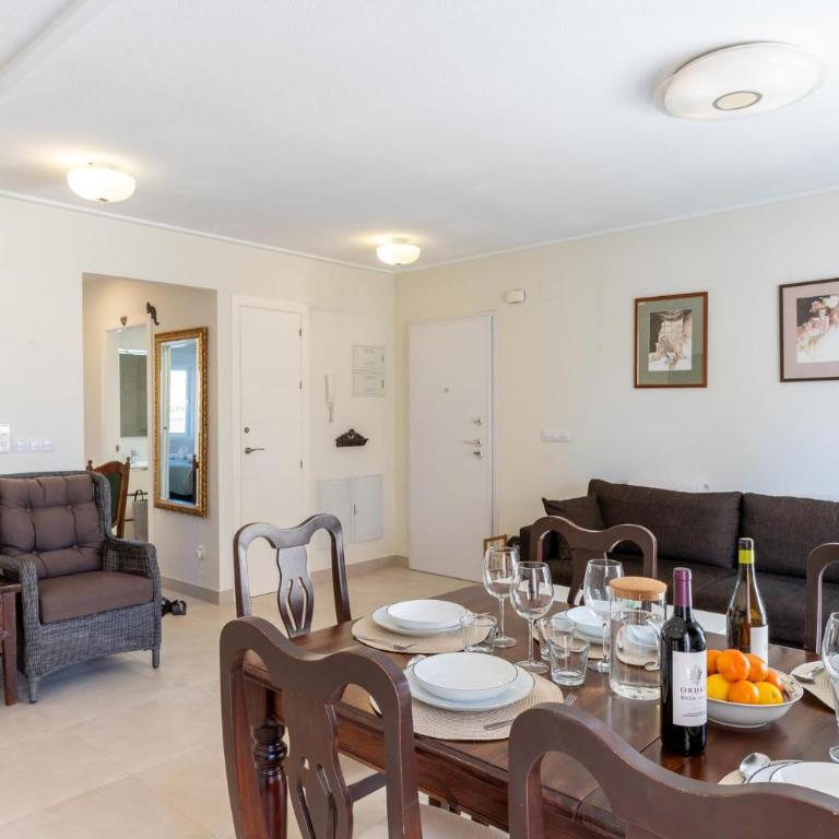 Golden Coast Terrace Escape - Apartamento de 2 dormitorios con terraza - 24