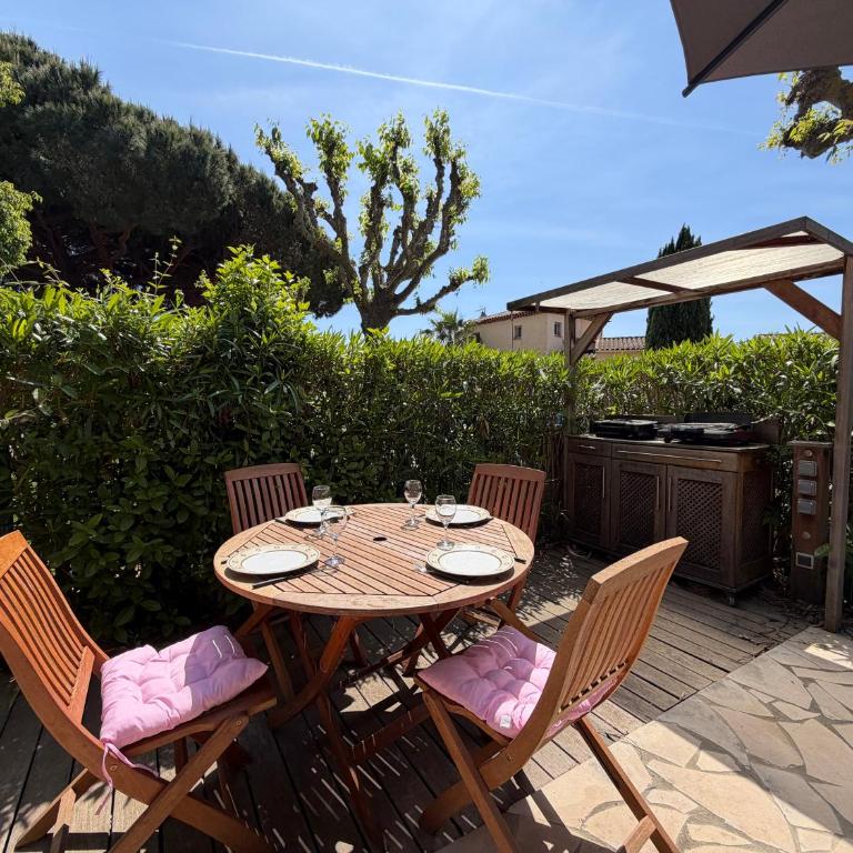 T2 plein sud jardin 4 pers proche Plage Clim pkg - Appartement 1 Chambre - 3