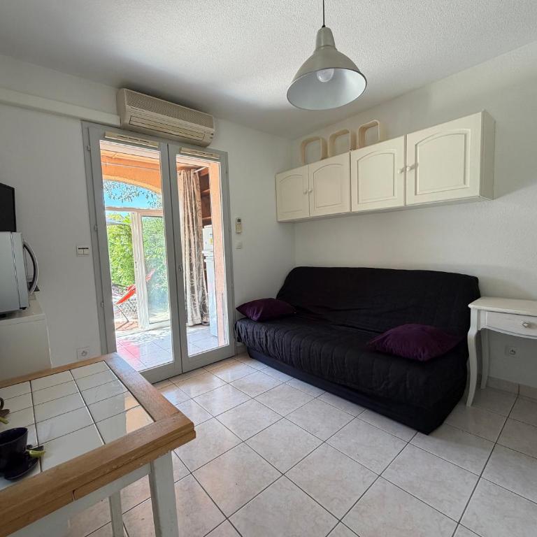 T2 plein sud jardin 4 pers proche Plage Clim pkg - Appartement 1 Chambre - 12