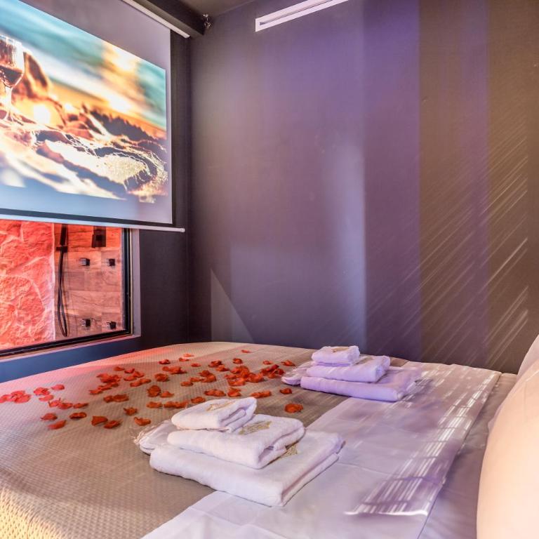 Int 37 Luxury Rooms - Deluxe Room - 5