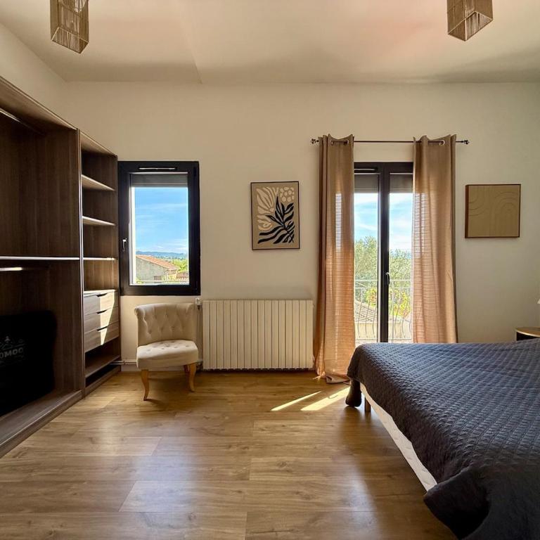 Maison LÒRT - 7 min de la Cité Médiévale - Maison 4 Chambres - 6