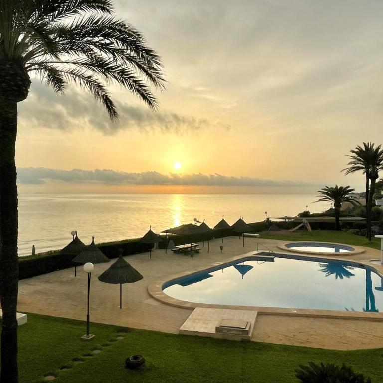 Apartamento frente al mar en Denia - ES-373-8 - Apartamento - 1