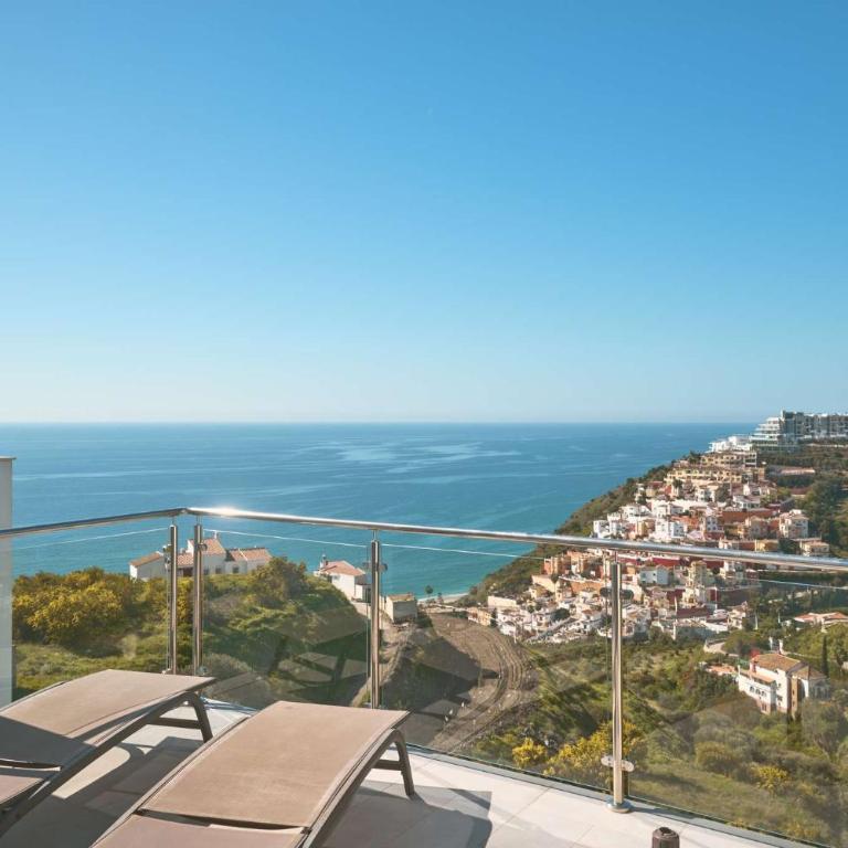 Penthouse Balcon del Mar Deluxe 4 - 3 Terraces, Heated Pool & Sea Views in Nerja - Apartamento Ático - 1