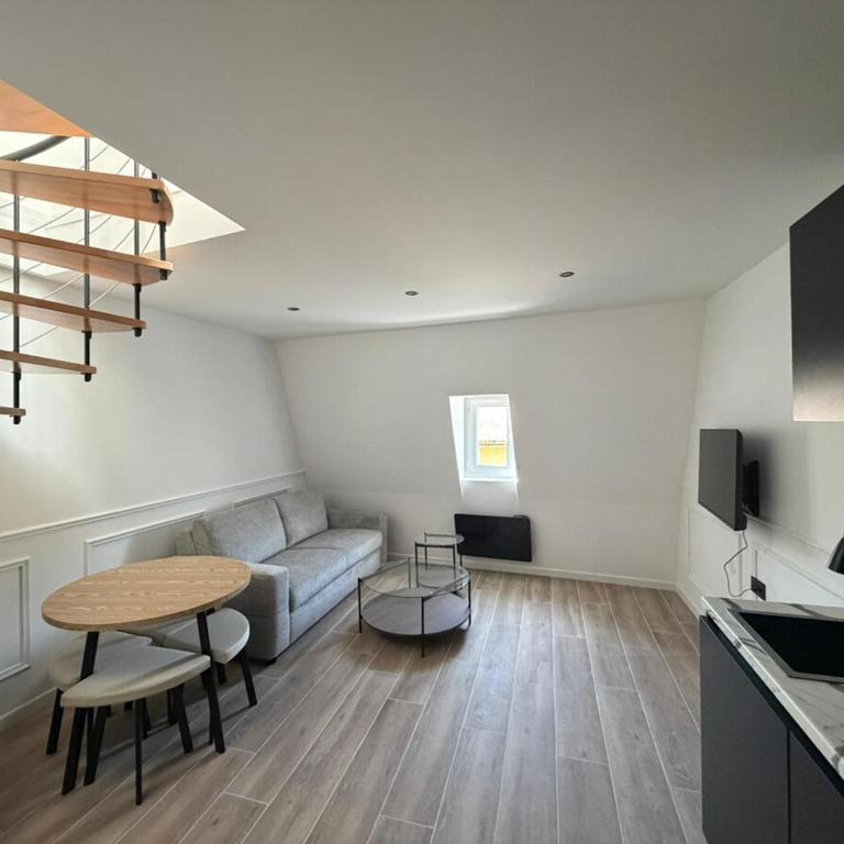Duplex moderne hyper-centre Tout à pied - Appartement 1 Chambre - 1