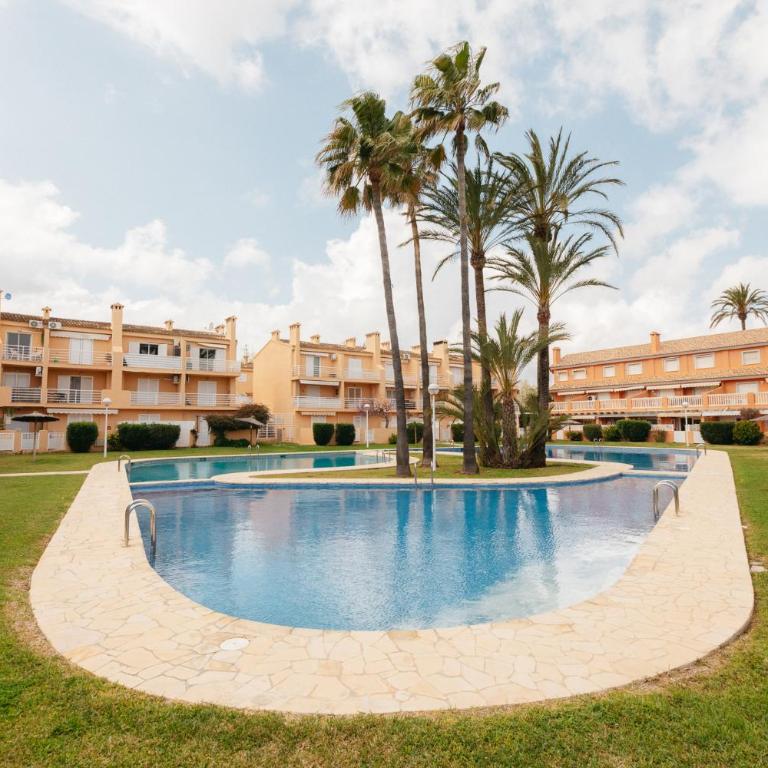 ALOJAMIENTO ARENAL PARK - Apartamento de 3 dormitorios - 64