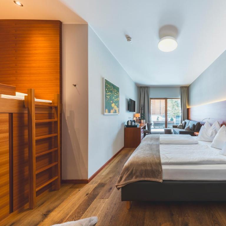 Mats Lech Alpenquartier - Comfort Doppelzimmer mit Balkon - 2