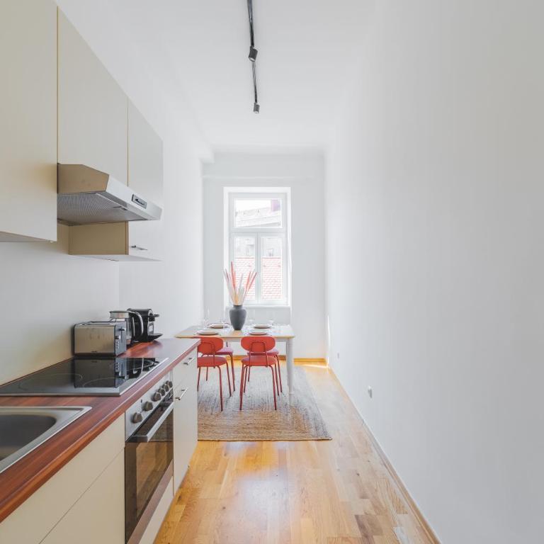 Premium 2BR Apartment close to city center - Apartment mit 2 Schlafzimmern - 3
