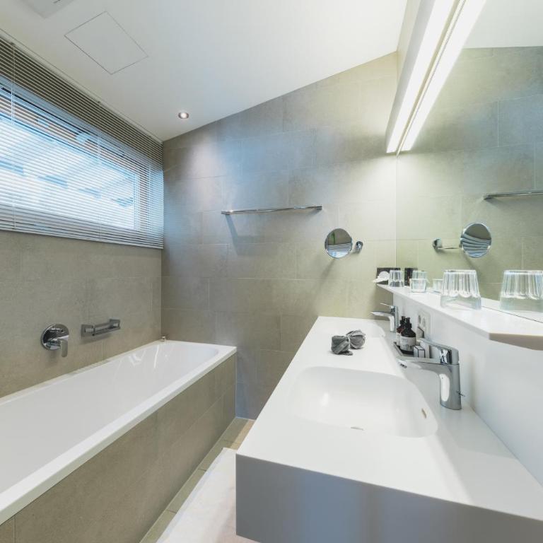 Mats Lech Alpenquartier - Doppelzimmer mit Balkon - 4