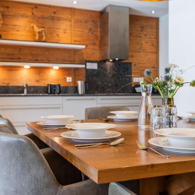 AvenidA Mountain Lodges Kaprun - Penthouse-Apartment - 1