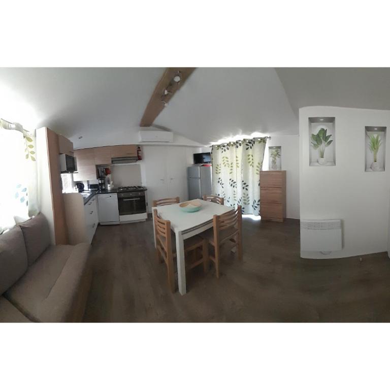 Mobil-home - Clim, TV, LV, LL - Camping LES SABLES DU MIDI 4 étoiles - MH-A030 - Mobile Home - 5