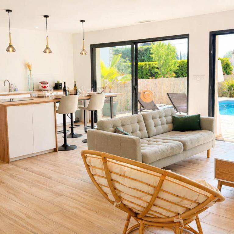 Villa Serenity Private Pool Walking Distance to the city center - Ferienhaus - 10