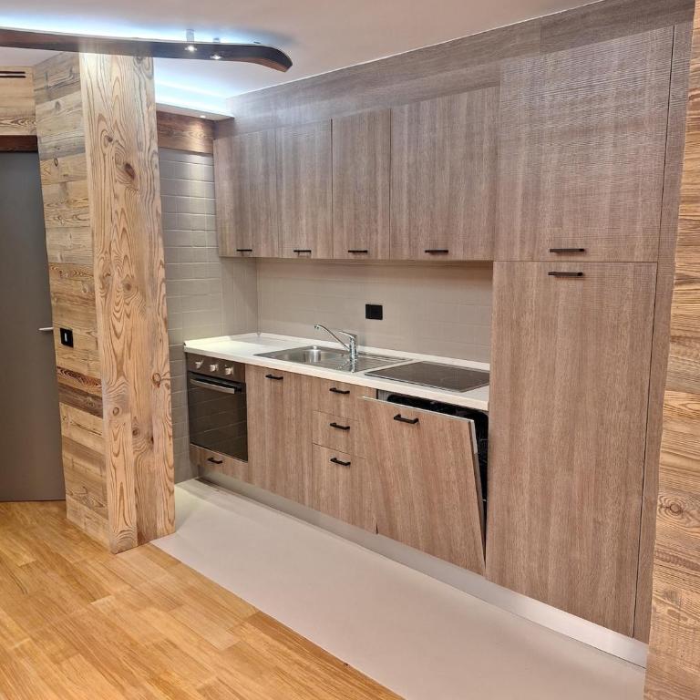 Design a Madonna di Campiglio 400m dalle funivie - Appartamento con 2 Camere da Letto e con Vista Montagna - 7