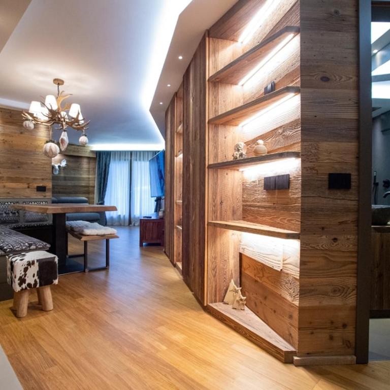 Design a Madonna di Campiglio 400m dalle funivie - Appartamento con 2 Camere da Letto e con Vista Montagna - 1