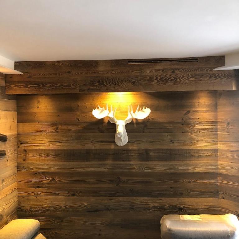 Design a Madonna di Campiglio 400m dalle funivie - Appartamento con 2 Camere da Letto e con Vista Montagna - 34