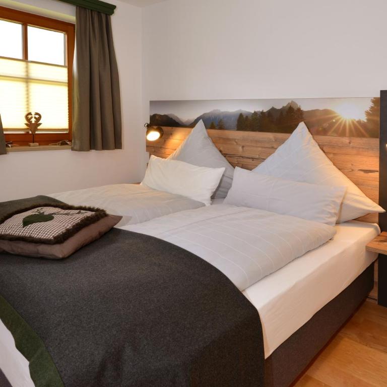 Apartment Alpenhip - Apartment mit Balkon - 1