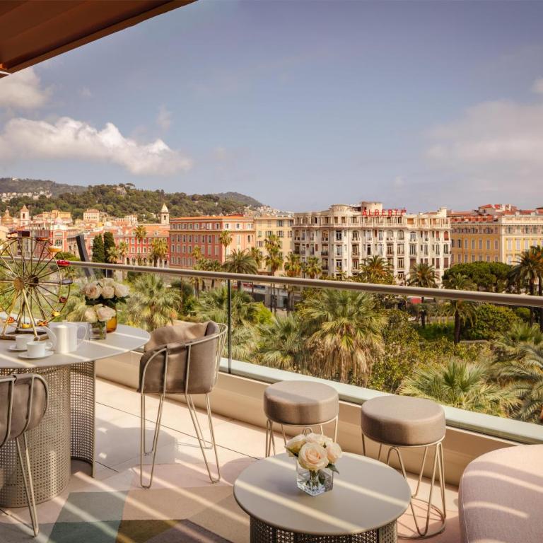Anantara Plaza Nice Hotel - A Leading Hotel of the World - Baie des Anges Signature Suite - 3