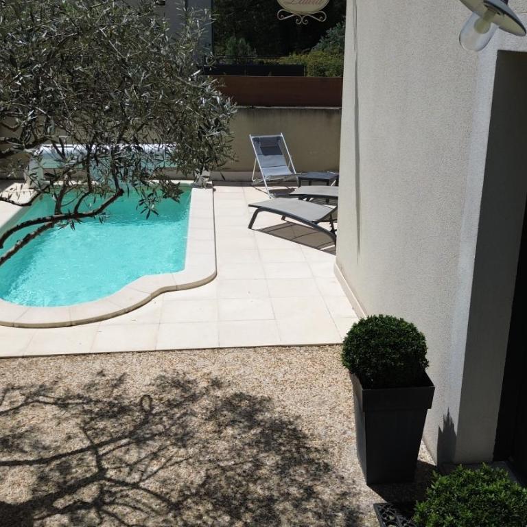 Le Cabanon de Laura - Ferienhaus - 3