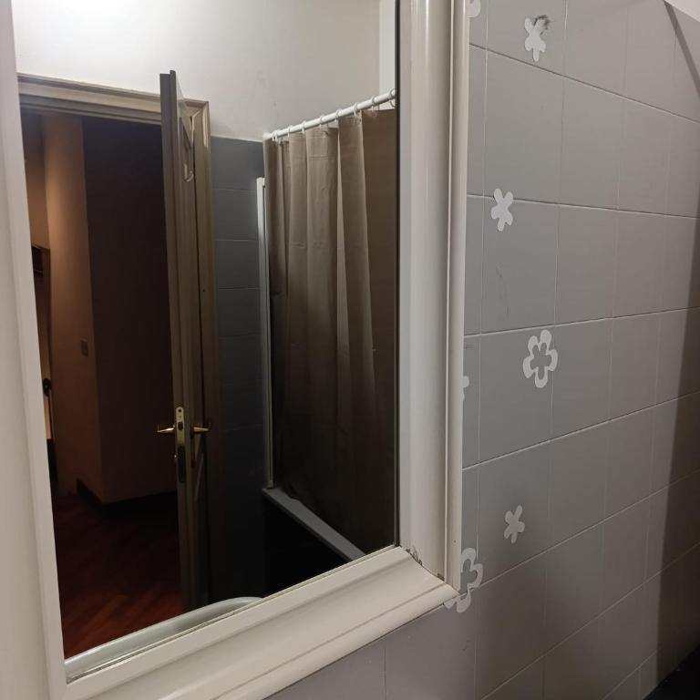 Arcadia Hosting Piazza Maggiore - Economy Double Room - 1
