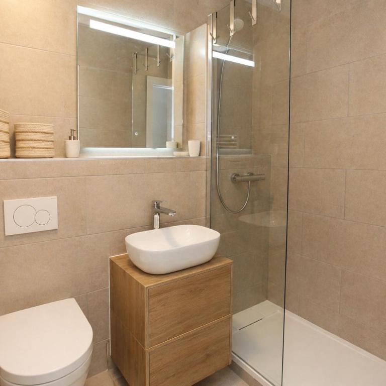 Superbe T3 en face du Brevent, Chamonix - Two-Bedroom Apartment with Mountain View - 8
