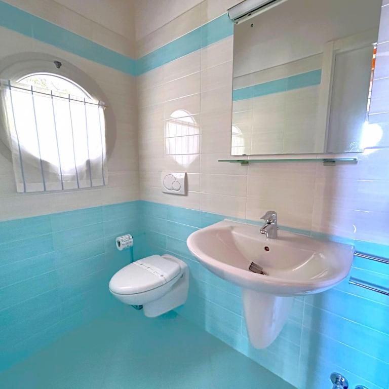 PELLICANO - Appartamenti - Three-Bedroom Apartment - High Floor - 7