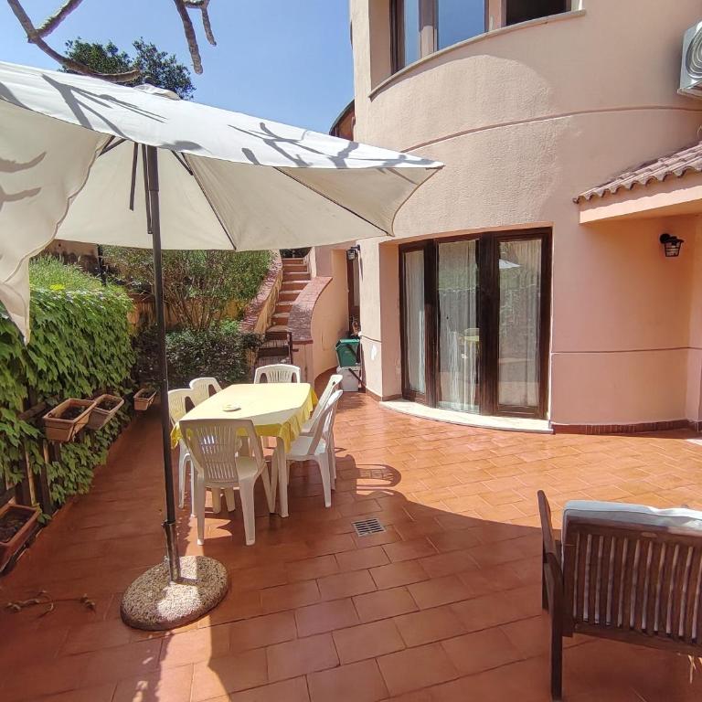 Da Nonna Cettina Appartamento in villa con piscina - Vacation Home - 8