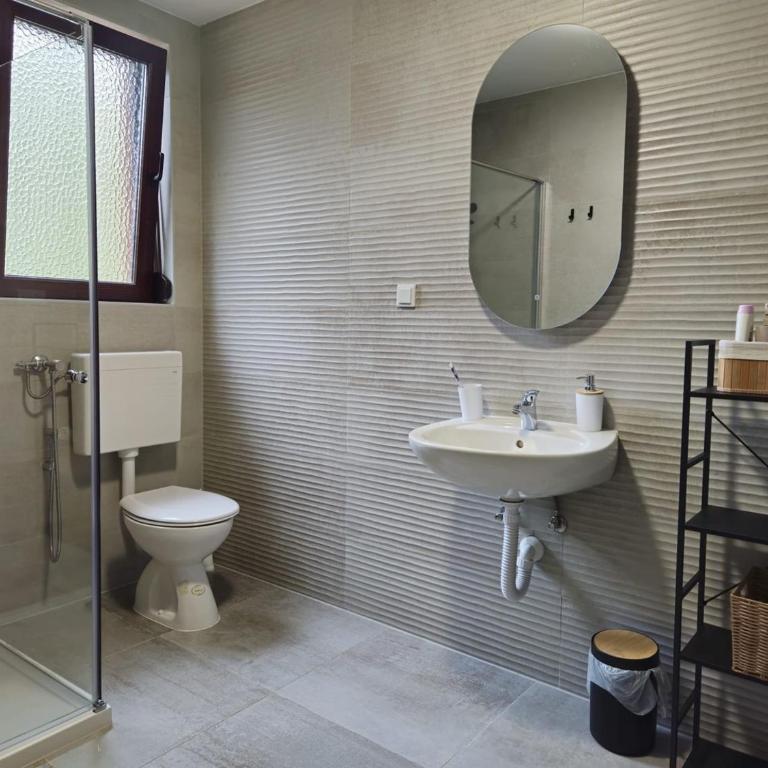 Villa ENT - Three-Bedroom Apartment - 9