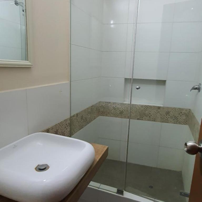 Apartamentos San Martín - Apartamento Superior con vistas a la ciudad - 2