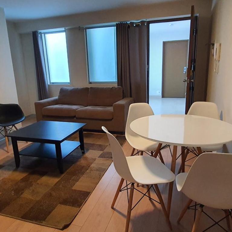 Apartamentos San Martín - Apartamento Superior con vistas a la ciudad - 4