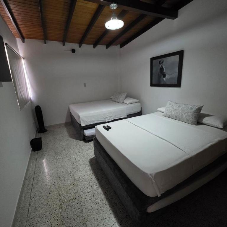 Casa Hotel Realeza del Estadio - Habitación Familiar - 7