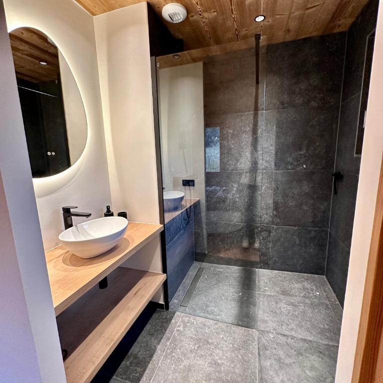 Chalet Ma Biche, vue lac, bain nordique - Maison 3 Chambres - 13