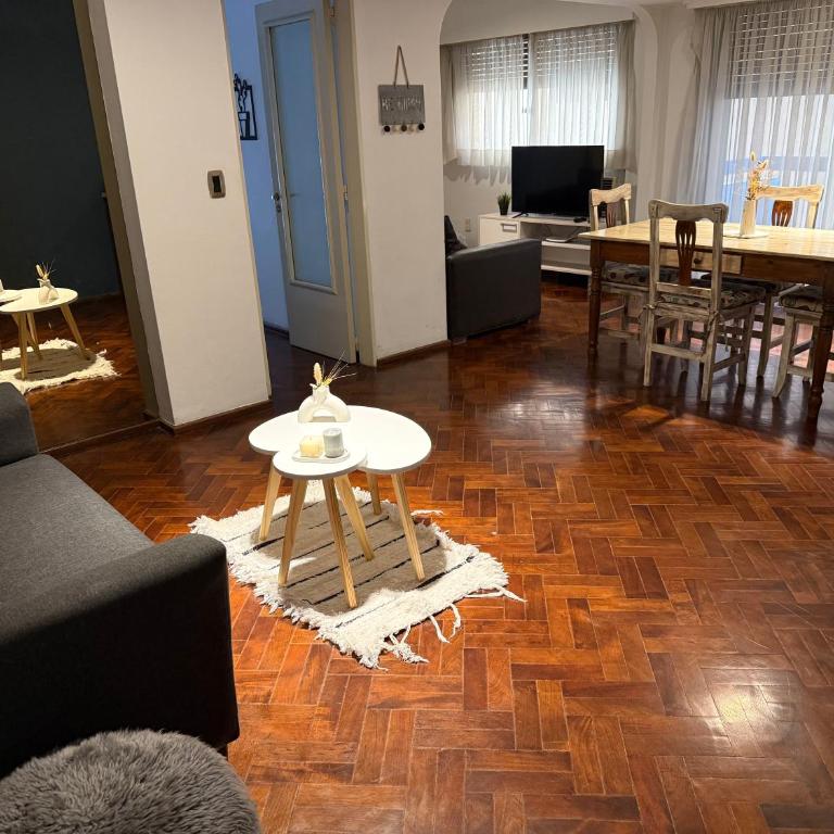 Cálido Departamento en el Corazón Mendocino - Apartamento de 2 dormitorios - 4